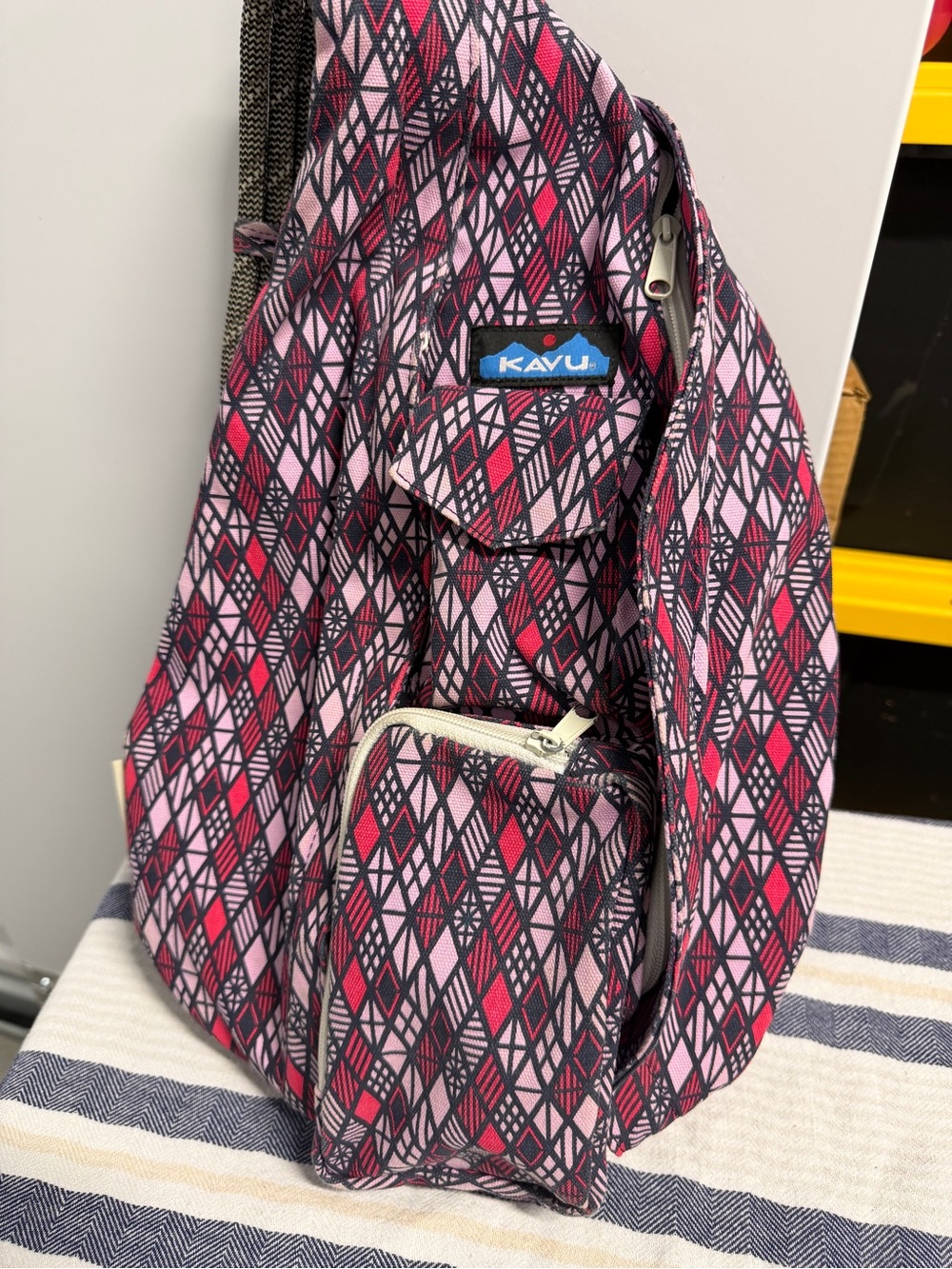 KAVU Rope Sling Backpack Pink Black Geometric Crossbody Travel Hiking Bag